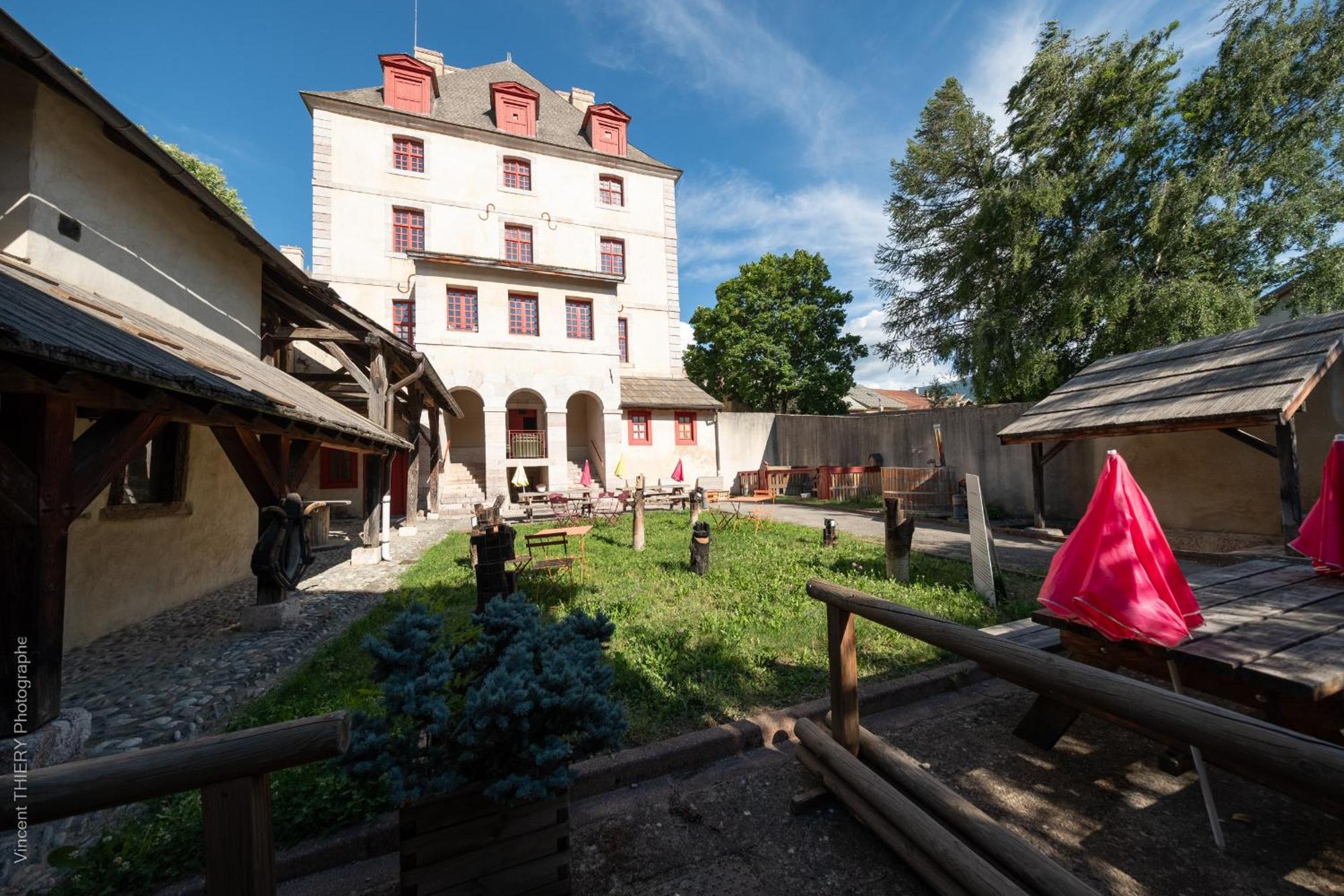 Le Pavillon Des Officiers Aparthotel Mont-Dauphin Kültér fotó