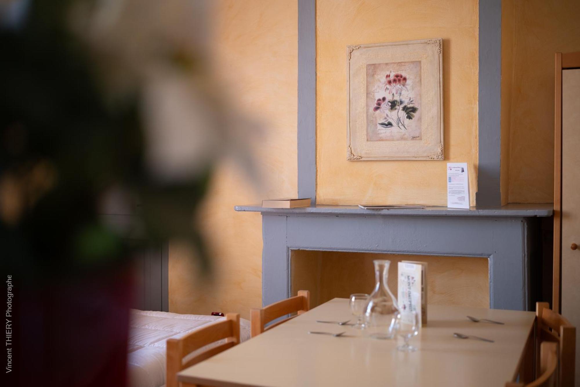 Le Pavillon Des Officiers Aparthotel Mont-Dauphin Kültér fotó